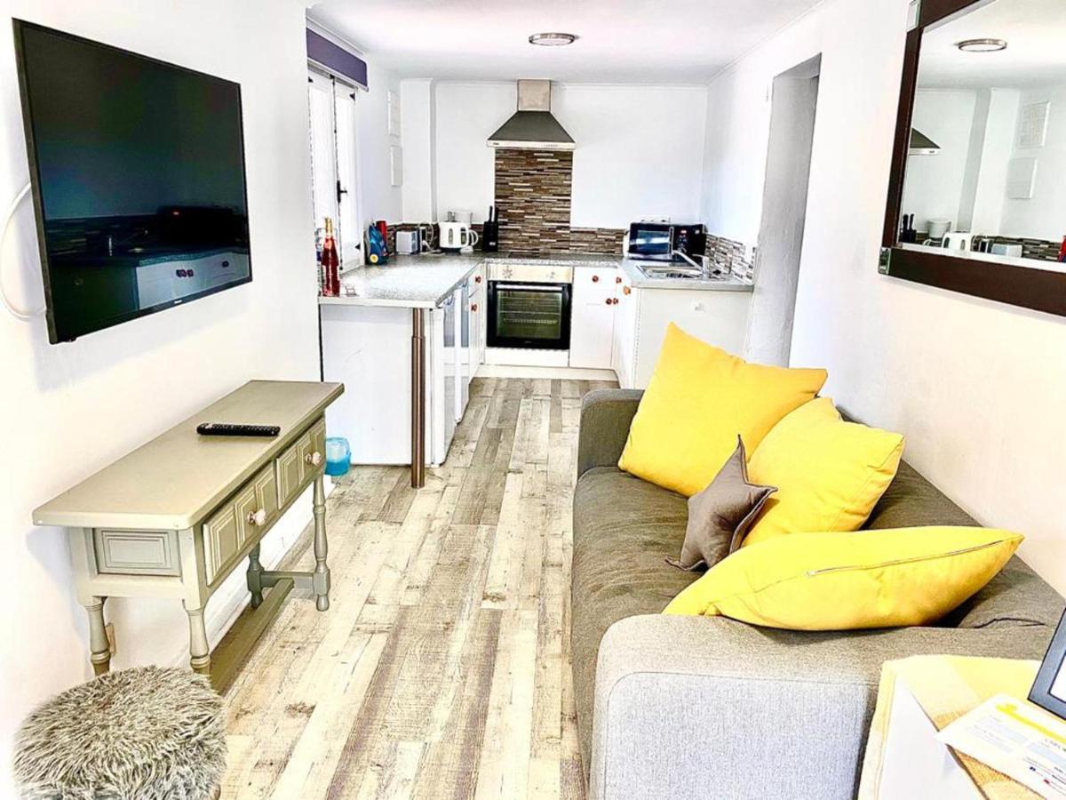Lovely 2 Bed Apartment In Alcalalí Dış mekan fotoğraf